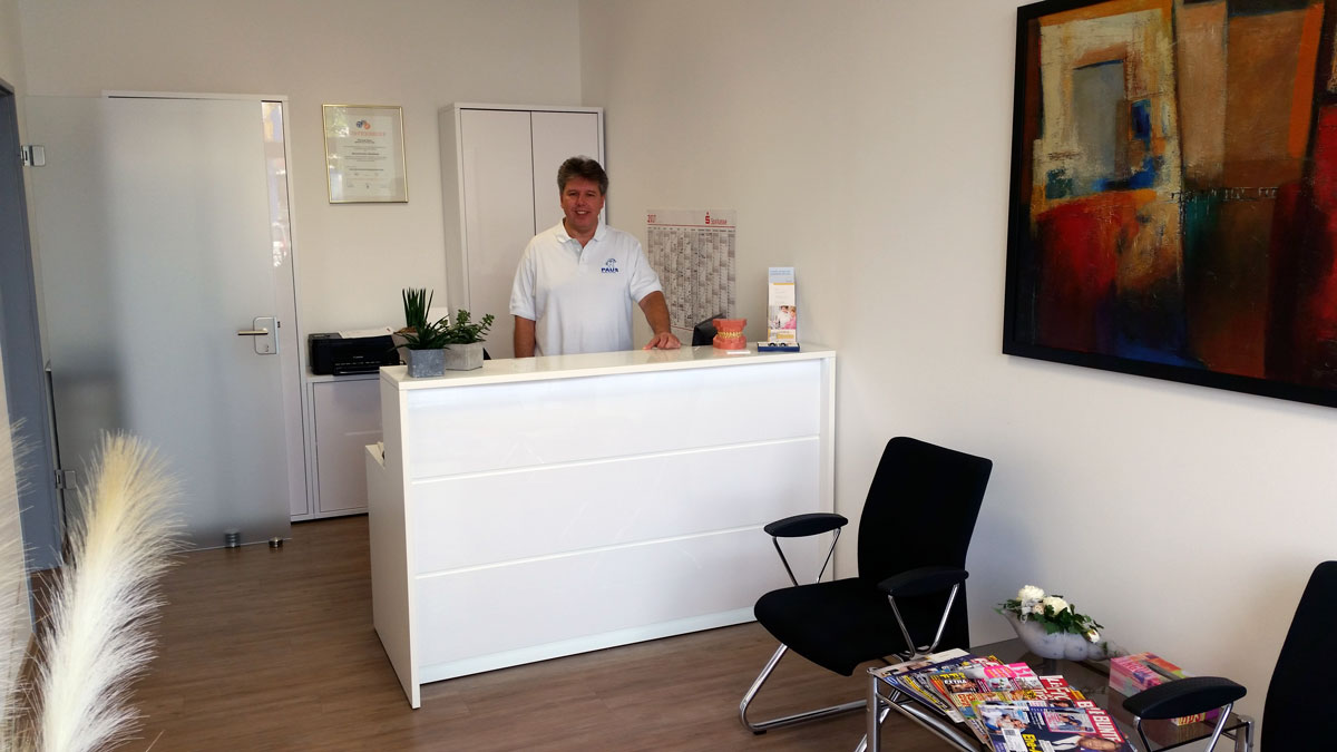 Herzlich willkommen bei Dentaltechnik Paus ihr Meisterlabor für ihre Zähne Herzlich willkommen bei Dentaltechnik Paus ihr Meisterlabor für ihre Zähne